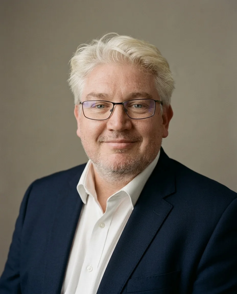 Damian George, portrait